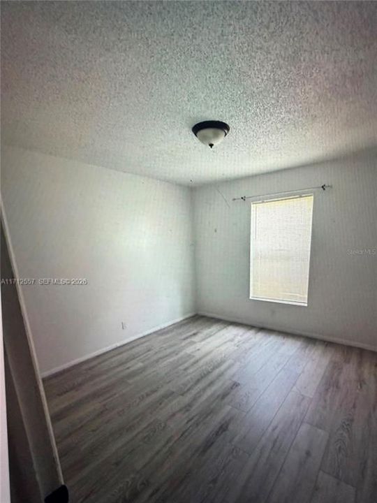 For Sale: $154,900 (2 beds, 2 baths, 873 Square Feet)