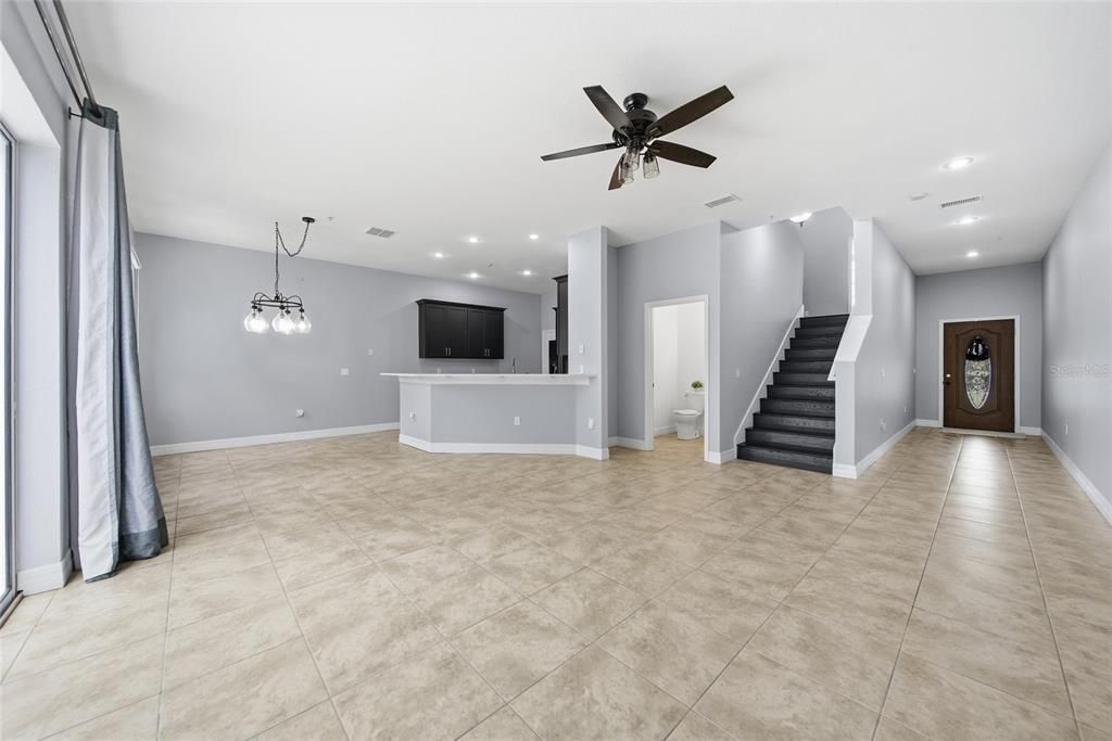 For Sale: $389,999 (3 beds, 2 baths, 2154 Square Feet)
