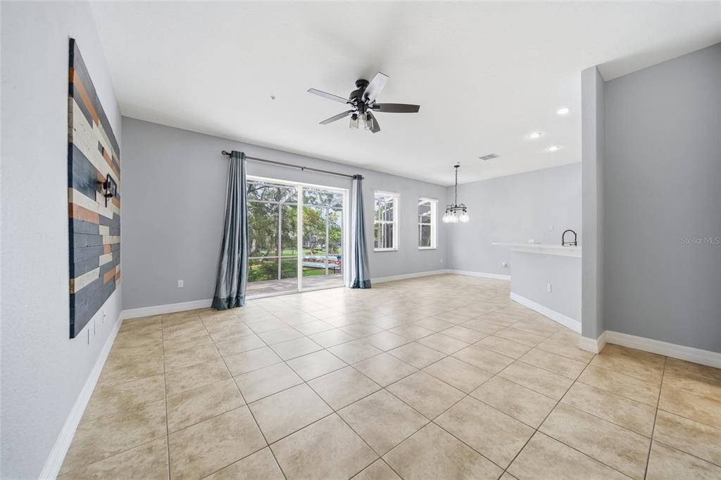 For Sale: $389,999 (3 beds, 2 baths, 2154 Square Feet)