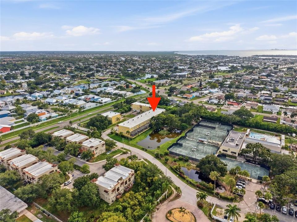 For Sale: $389,999 (3 beds, 2 baths, 2154 Square Feet)