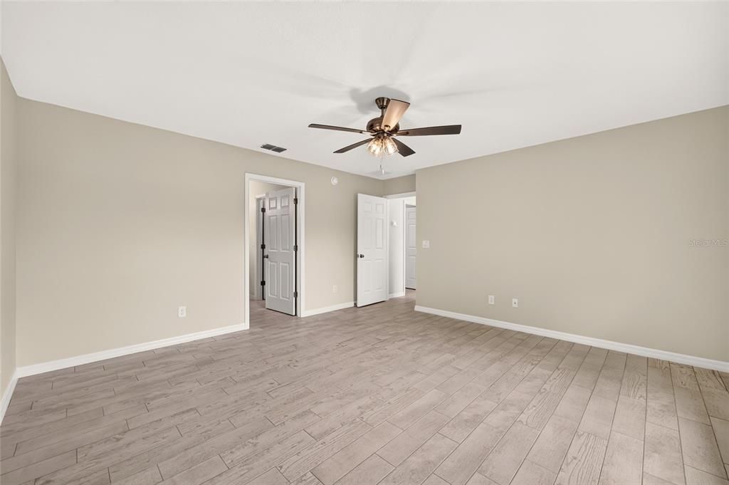 For Sale: $279,000 (3 beds, 2 baths, 1440 Square Feet)