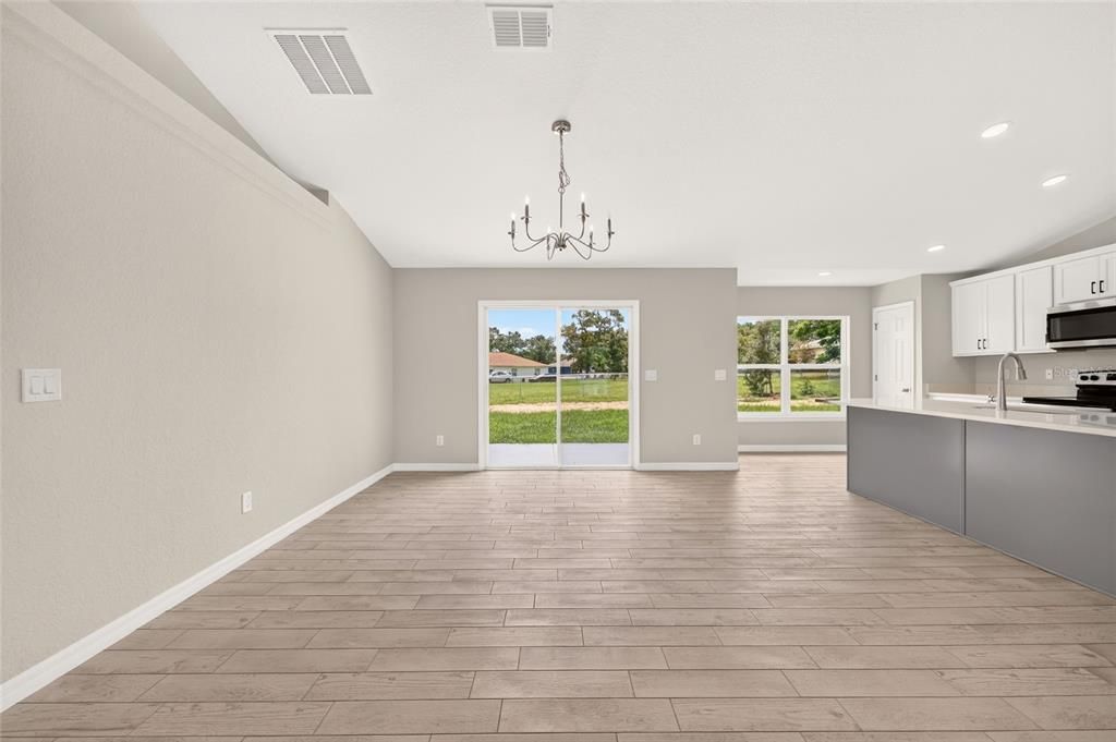 For Sale: $279,000 (3 beds, 2 baths, 1440 Square Feet)