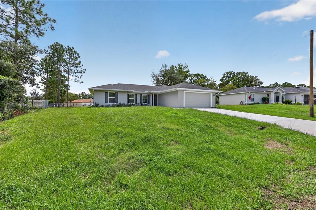 For Sale: $279,000 (3 beds, 2 baths, 1440 Square Feet)