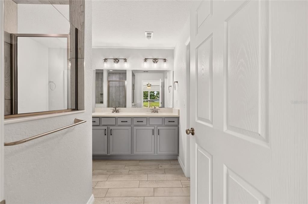 For Sale: $279,000 (3 beds, 2 baths, 1440 Square Feet)