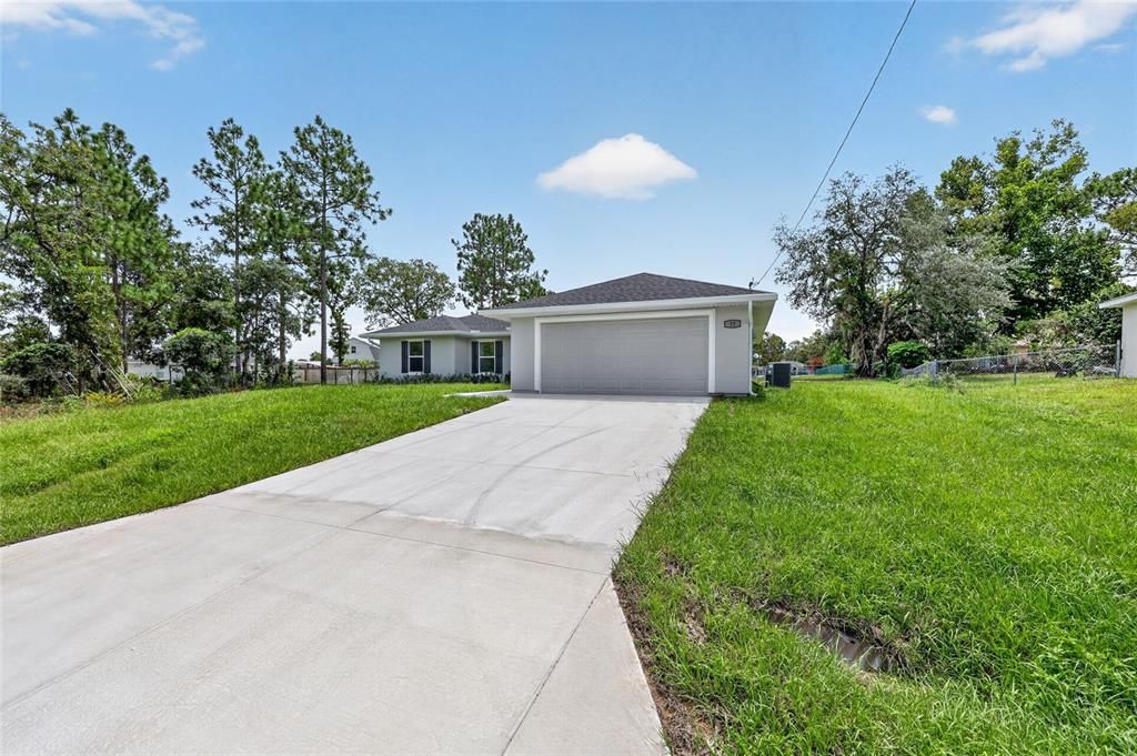 For Sale: $279,000 (3 beds, 2 baths, 1440 Square Feet)