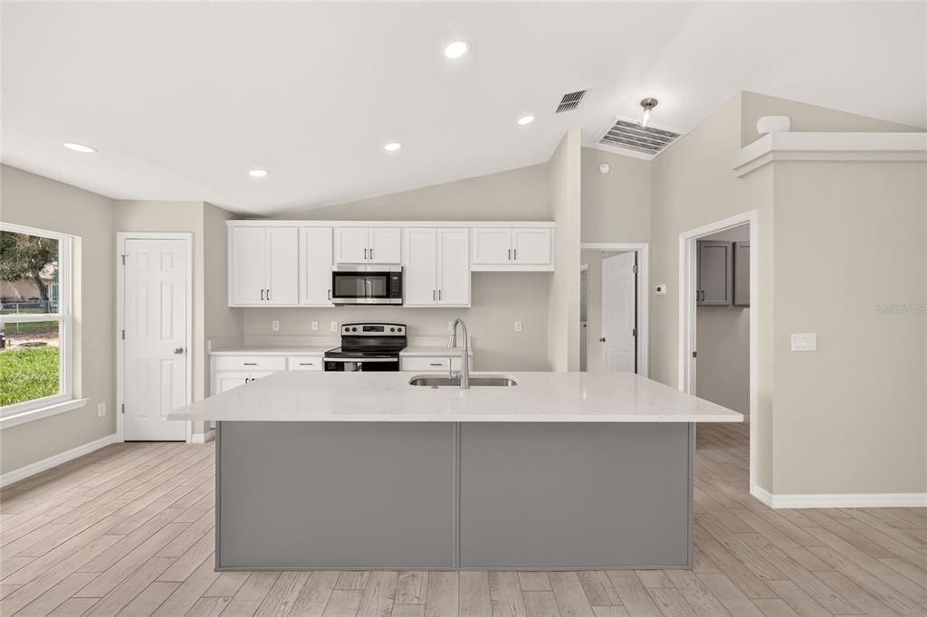 For Sale: $279,000 (3 beds, 2 baths, 1440 Square Feet)
