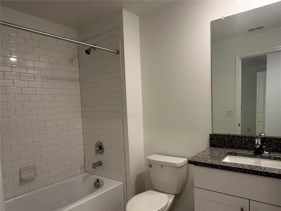 For Rent: $2,000 (3 beds, 2 baths, 1634 Square Feet)