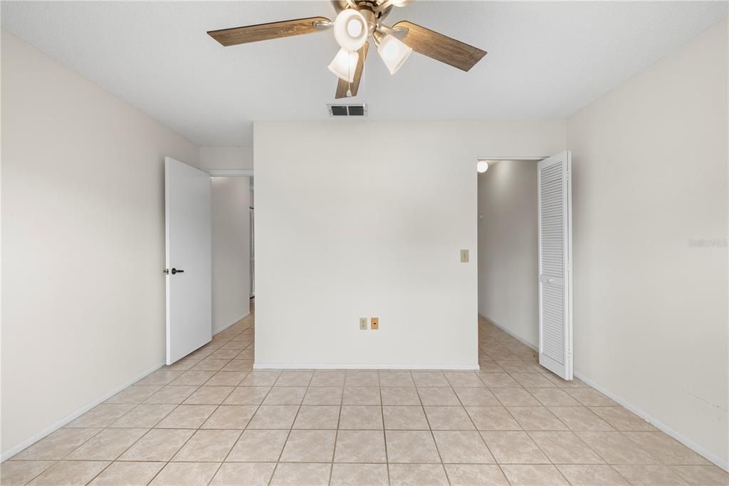 En Venta: $199,990 (2 camas, 2 baños, 1261 Pies cuadrados)