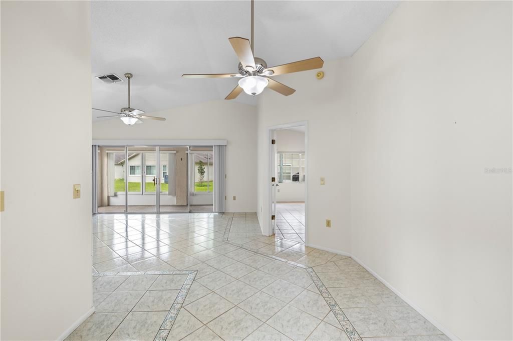 En Venta: $199,990 (2 camas, 2 baños, 1261 Pies cuadrados)