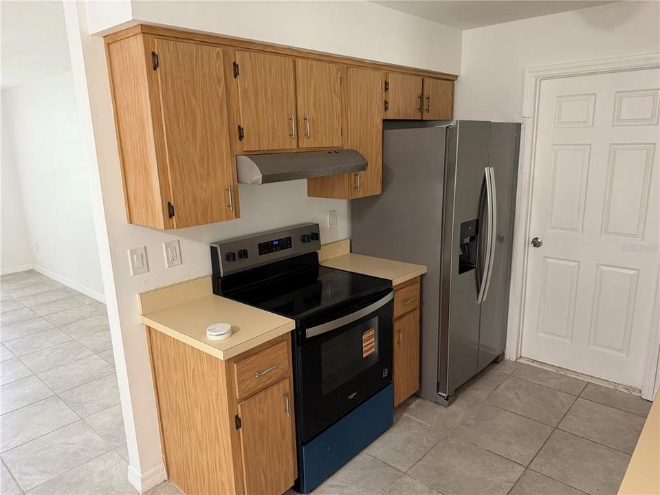 На продажу: $194,900 (3 спален, 1 ванн, 1064 Квадратных фут)