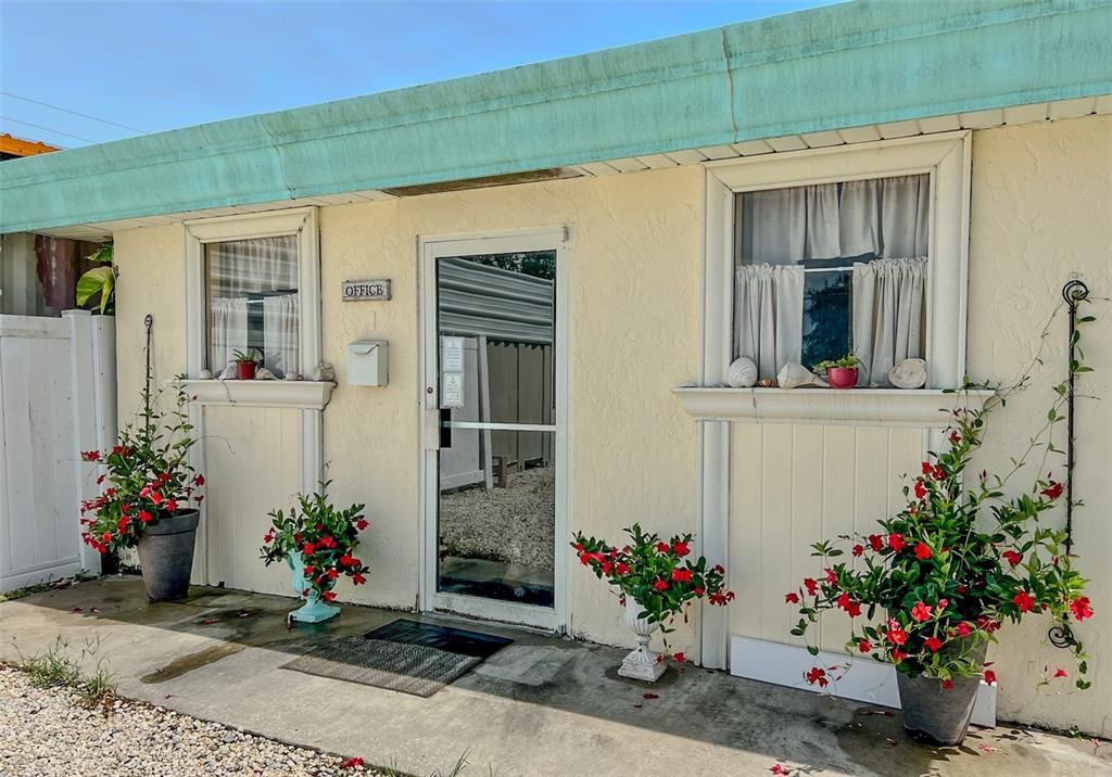 For Sale: $5,495,000 (0 beds, 0 baths, 3287 Square Feet)