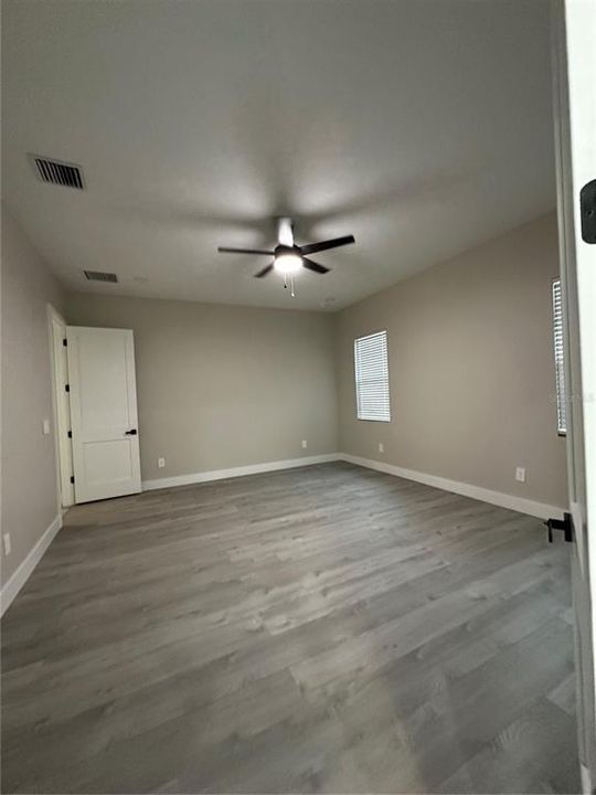 For Rent: $2,950 (4 beds, 2 baths, 2198 Square Feet)