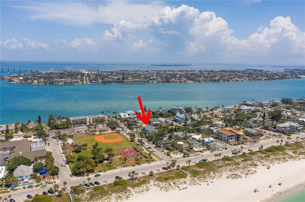 待售: $939,000 (0.11 acres)