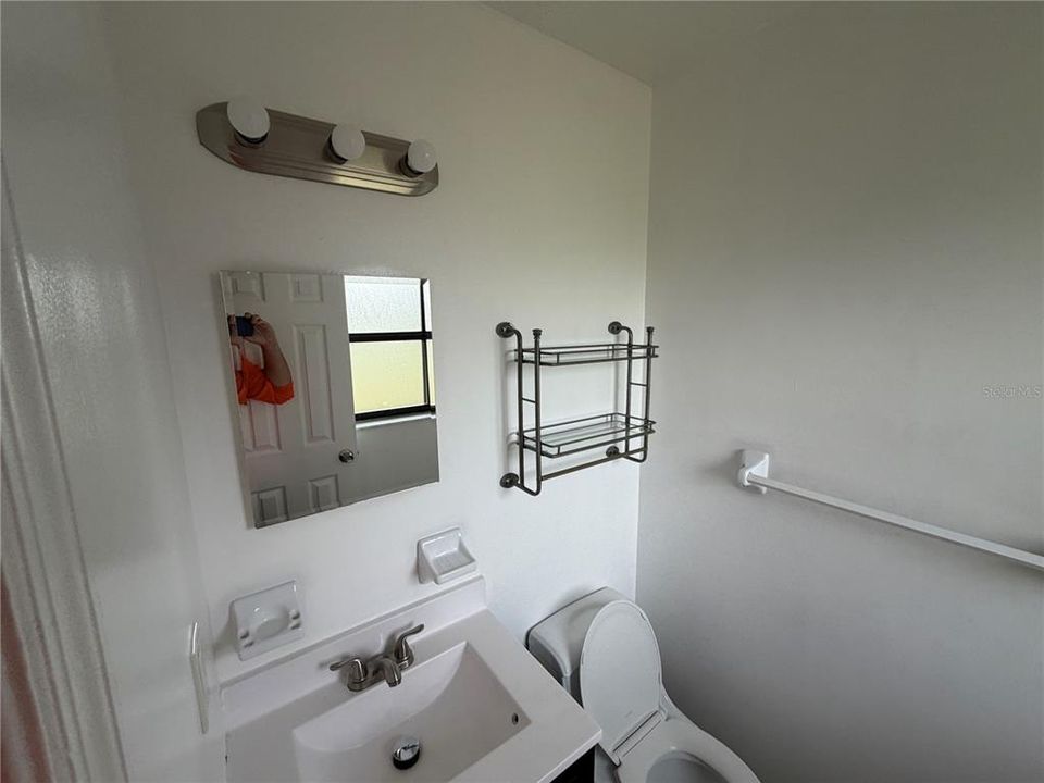 For Rent: $1,525 (3 beds, 1 baths, 1064 Square Feet)