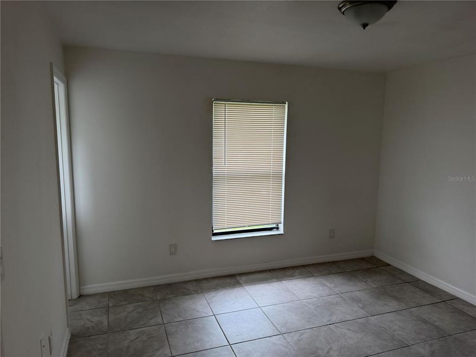 For Rent: $1,525 (3 beds, 1 baths, 1064 Square Feet)