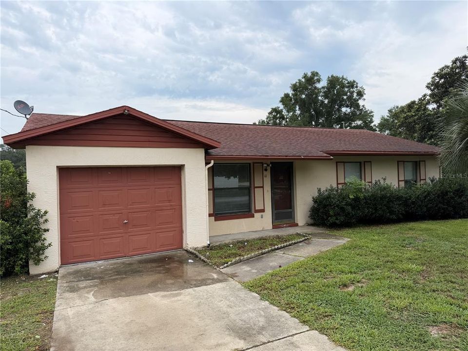 For Rent: $1,525 (3 beds, 1 baths, 1064 Square Feet)