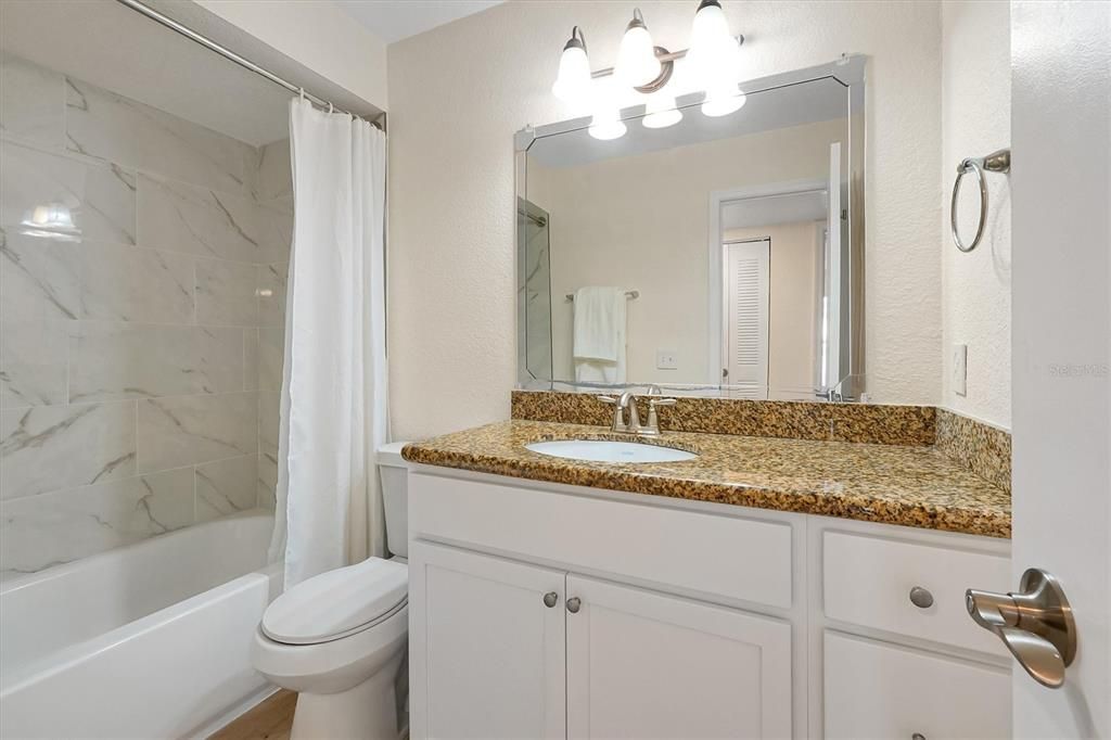 For Rent: $1,600 (2 beds, 2 baths, 1028 Square Feet)