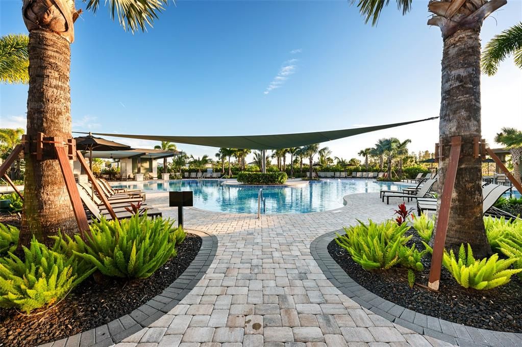 Active With Contract: $1,150,000 (3 beds, 3 baths, 3072 Square Feet)