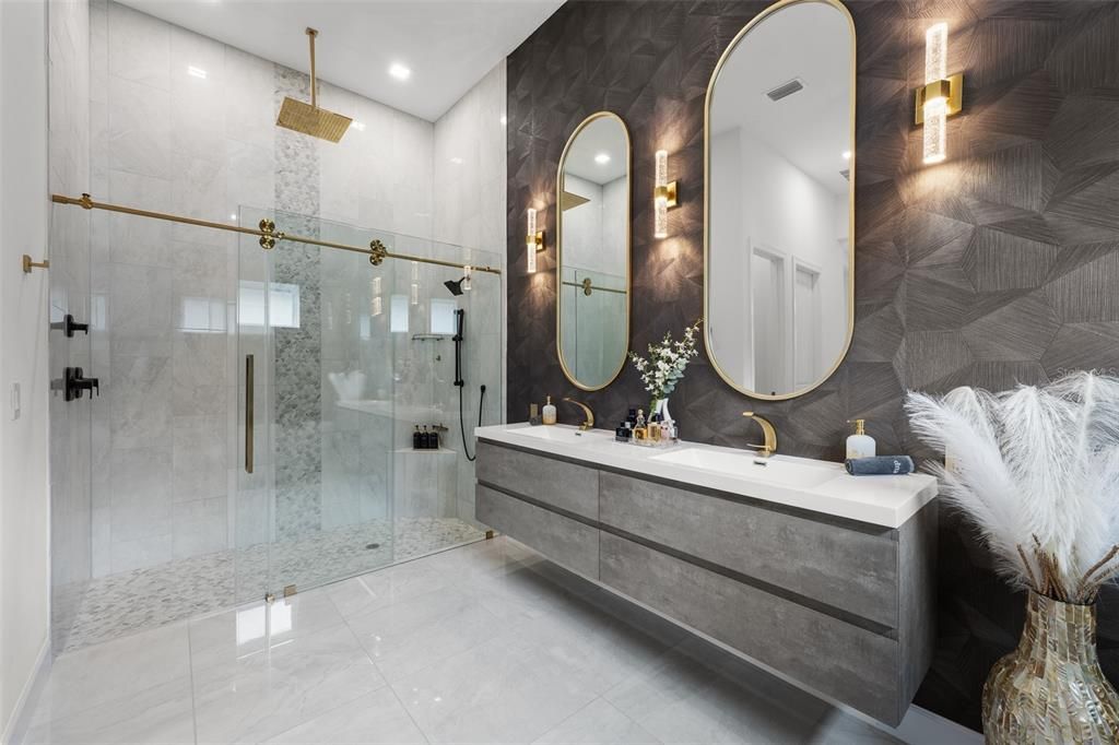 Active With Contract: $1,150,000 (3 beds, 3 baths, 3072 Square Feet)