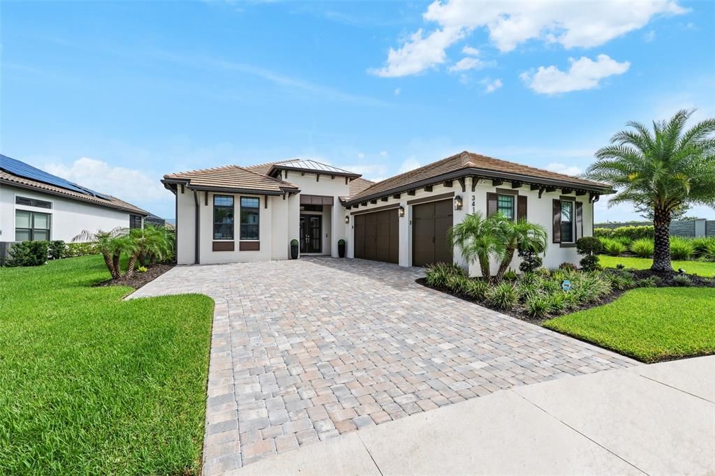 Active With Contract: $1,150,000 (3 beds, 3 baths, 3072 Square Feet)