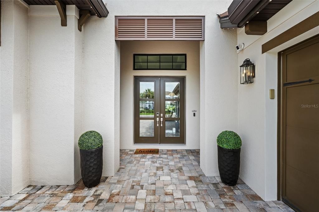 Active With Contract: $1,150,000 (3 beds, 3 baths, 3072 Square Feet)