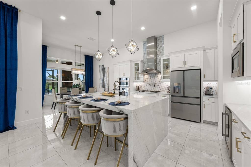 Active With Contract: $1,150,000 (3 beds, 3 baths, 3072 Square Feet)