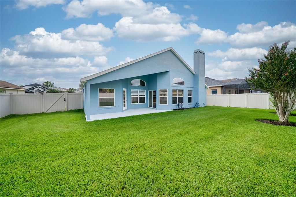 На продажу: $475,000 (3 спален, 2 ванн, 2032 Квадратных фут)