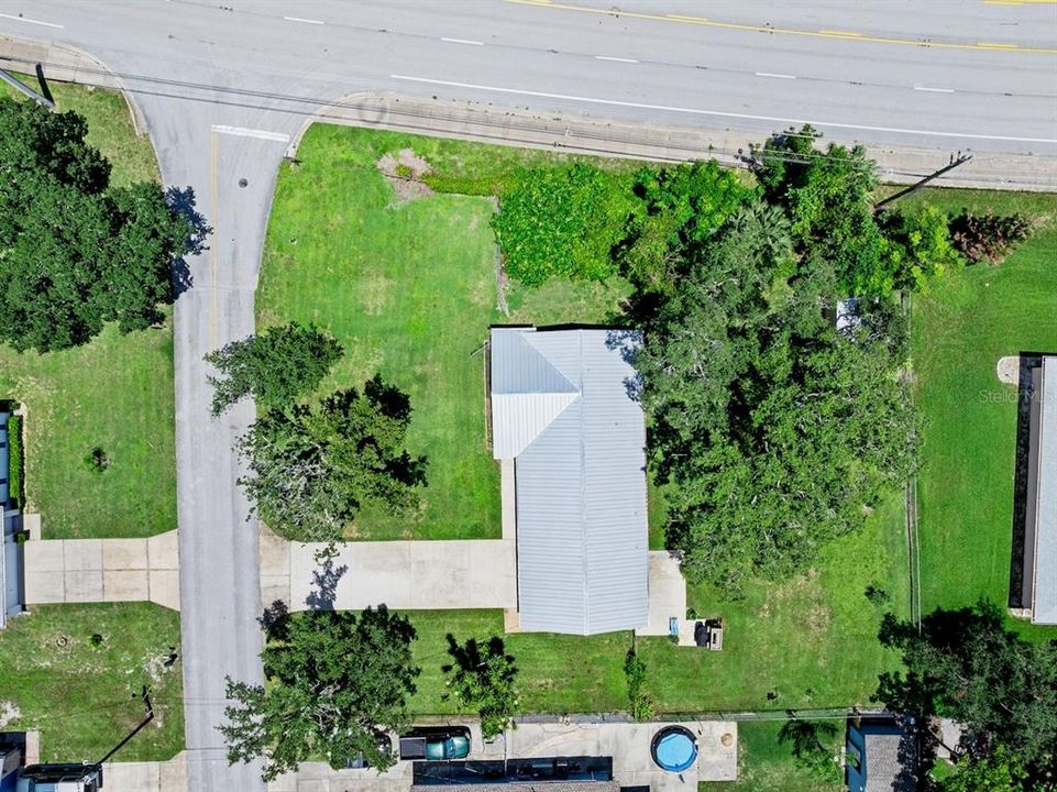For Sale: $350,000 (3 beds, 2 baths, 1402 Square Feet)