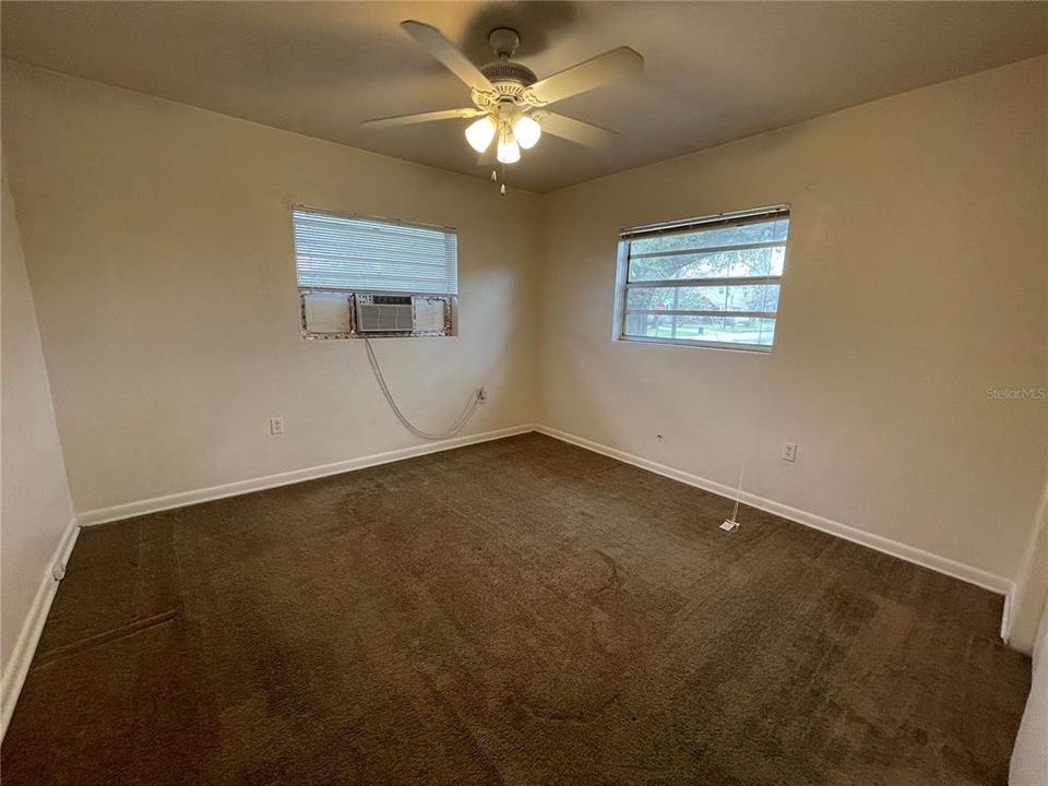 For Rent: $1,395 (1 beds, 1 baths, 620 Square Feet)