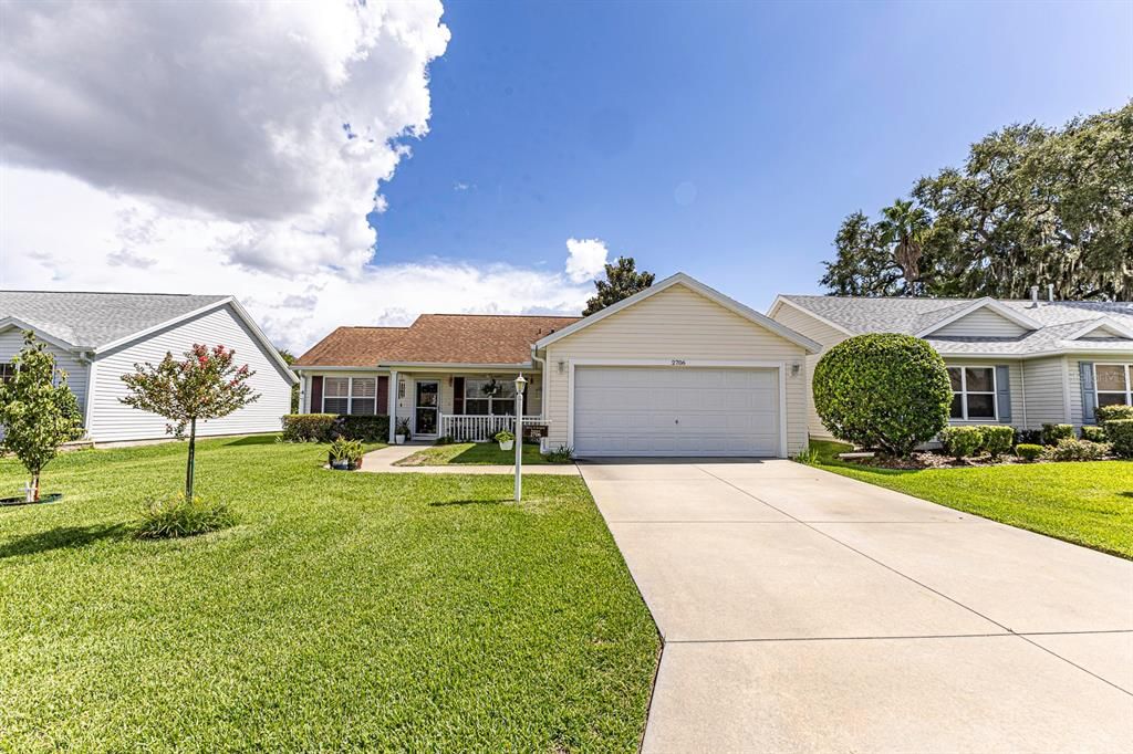 For Sale: $325,000 (2 beds, 2 baths, 1248 Square Feet)