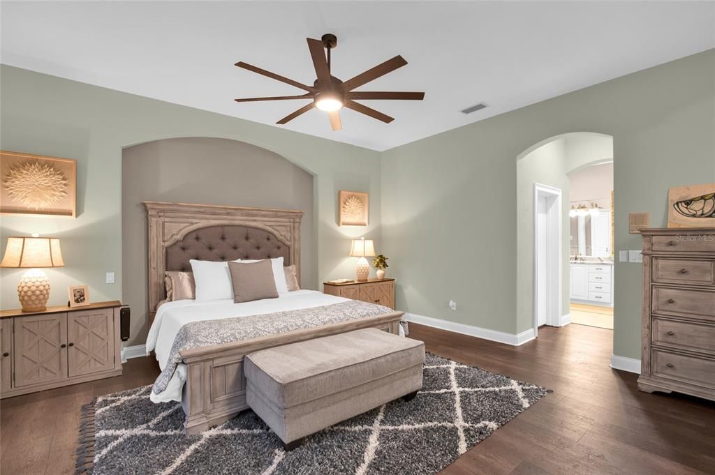 For Sale: $1,149,000 (4 beds, 3 baths, 3487 Square Feet)