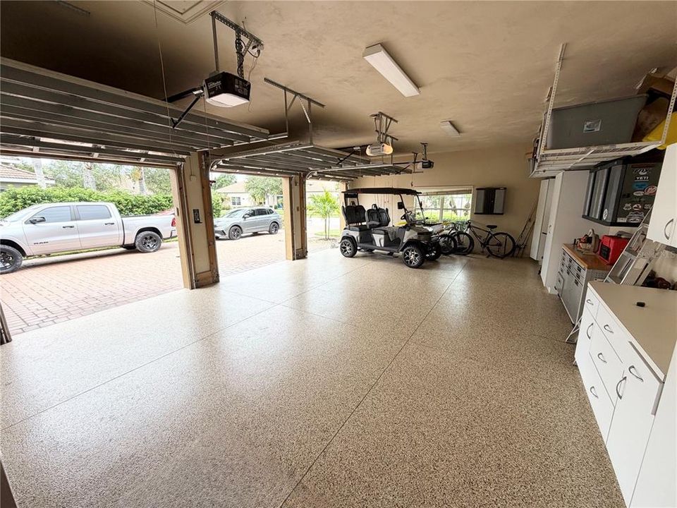 For Sale: $1,149,000 (4 beds, 3 baths, 3487 Square Feet)