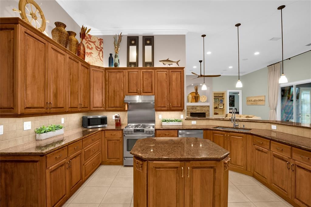 For Sale: $1,149,000 (4 beds, 3 baths, 3487 Square Feet)