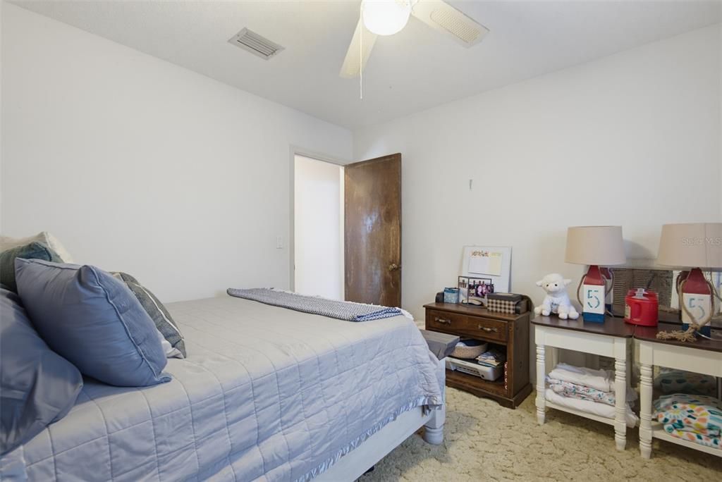En Venta: $1,150,000 (3 camas, 2 baños, 1646 Pies cuadrados)