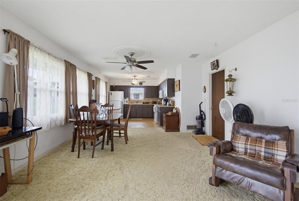 En Venta: $1,150,000 (3 camas, 2 baños, 1646 Pies cuadrados)