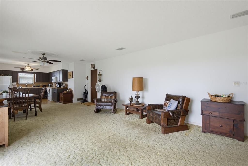 En Venta: $1,150,000 (3 camas, 2 baños, 1646 Pies cuadrados)