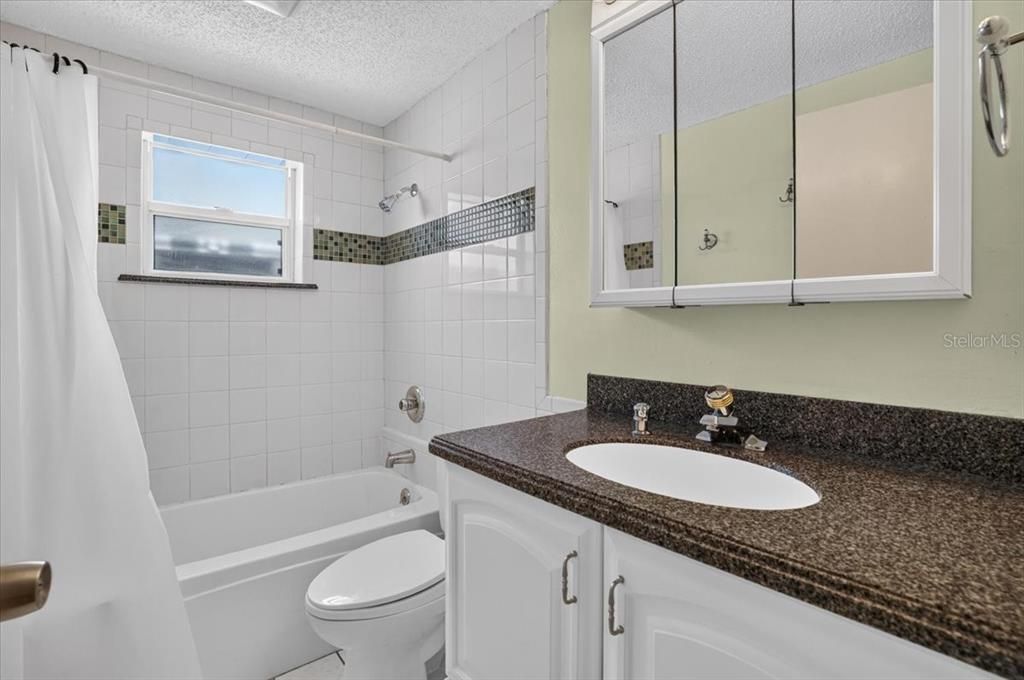 For Sale: $1,250,000 (3 beds, 2 baths, 1176 Square Feet)