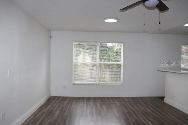 For Sale: $299,900 (4 beds, 1 baths, 1608 Square Feet)