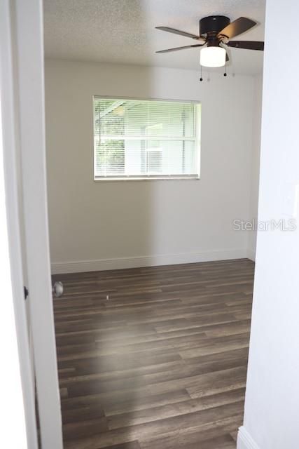 For Sale: $299,900 (4 beds, 1 baths, 1608 Square Feet)