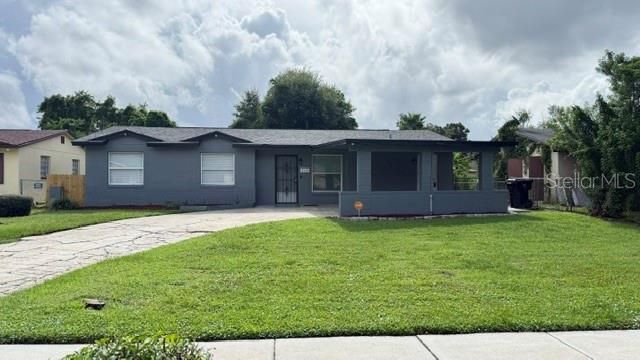 For Sale: $299,900 (4 beds, 1 baths, 1608 Square Feet)