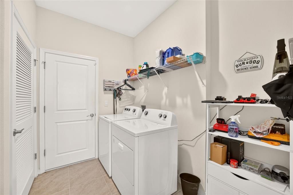 For Sale: $275,000 (3 beds, 2 baths, 1851 Square Feet)