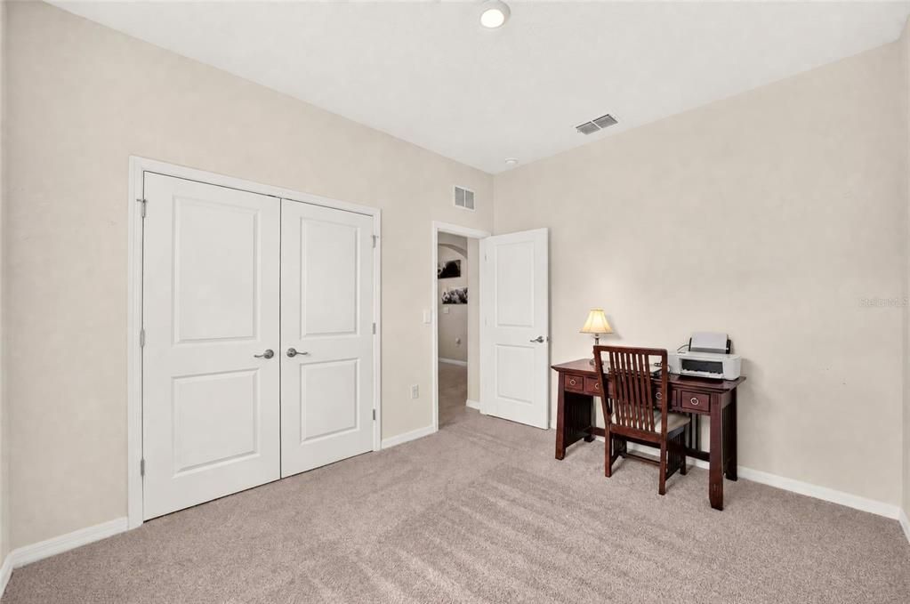For Sale: $275,000 (3 beds, 2 baths, 1851 Square Feet)