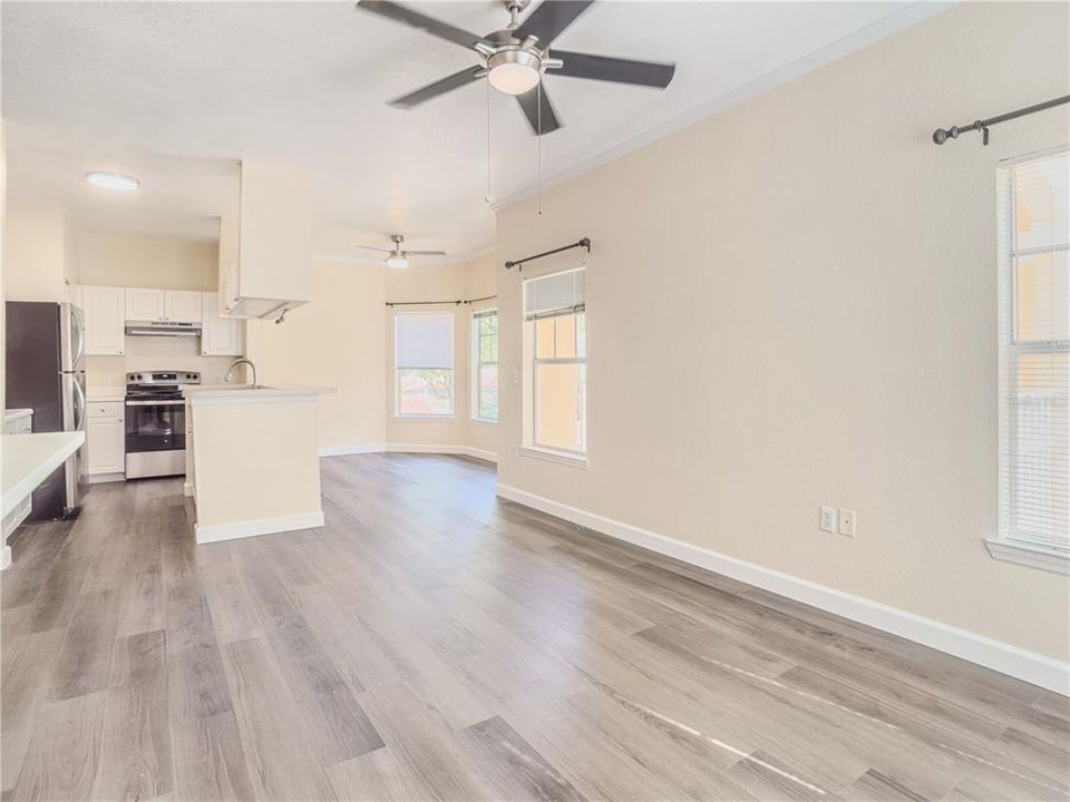 For Rent: $1,750 (2 beds, 2 baths, 1117 Square Feet)