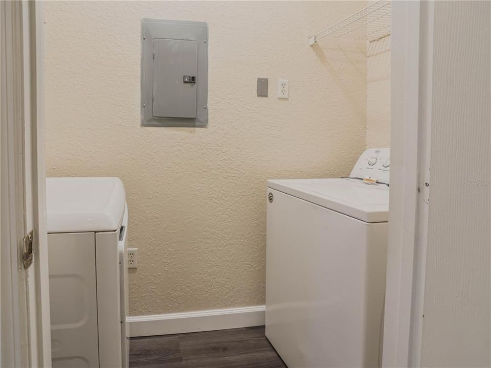For Rent: $1,750 (2 beds, 2 baths, 1117 Square Feet)