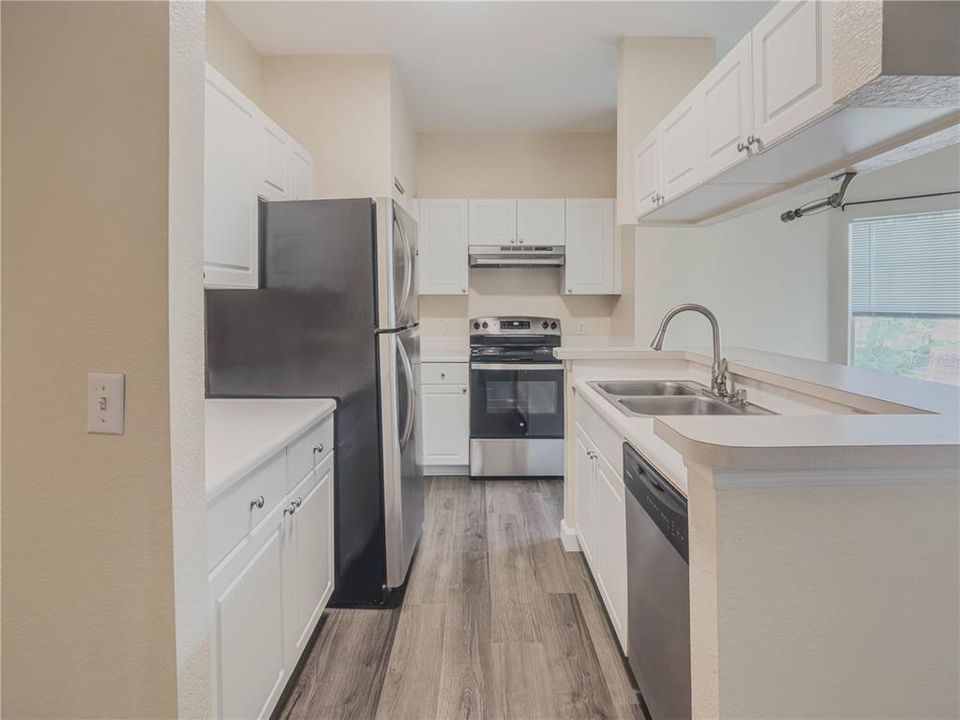For Rent: $1,750 (2 beds, 2 baths, 1117 Square Feet)