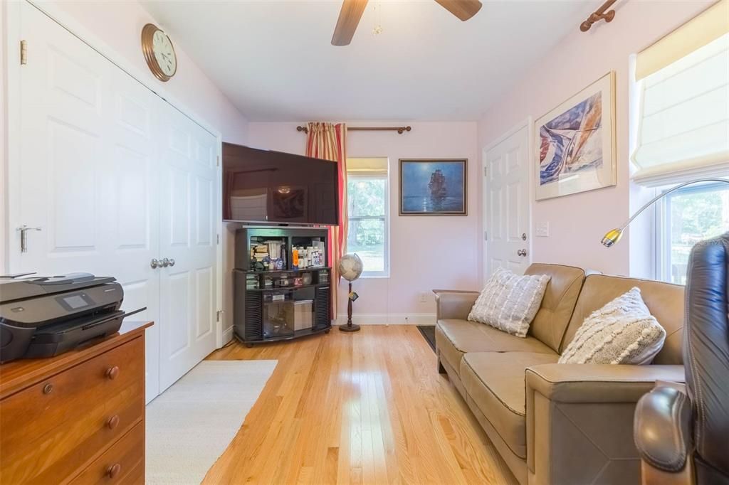 For Sale: $1,599,000 (4 beds, 4 baths, 5578 Square Feet)