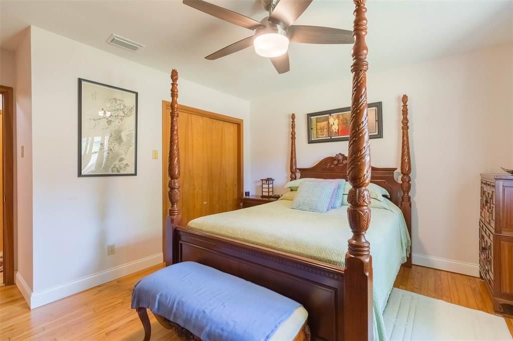 For Sale: $1,599,000 (4 beds, 4 baths, 5578 Square Feet)