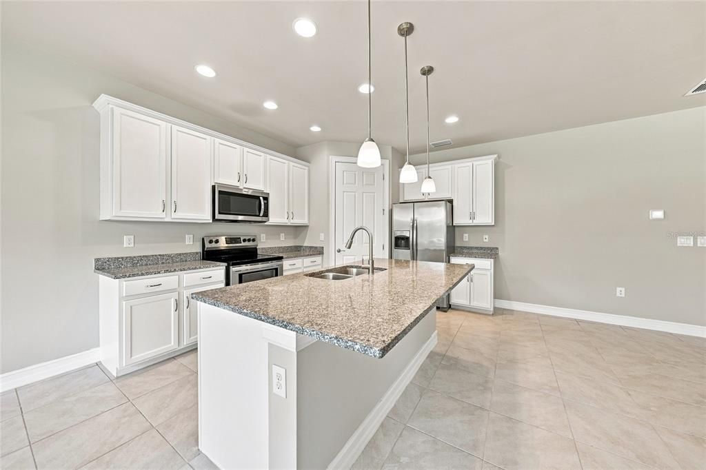 For Sale: $429,000 (4 beds, 2 baths, 2181 Square Feet)