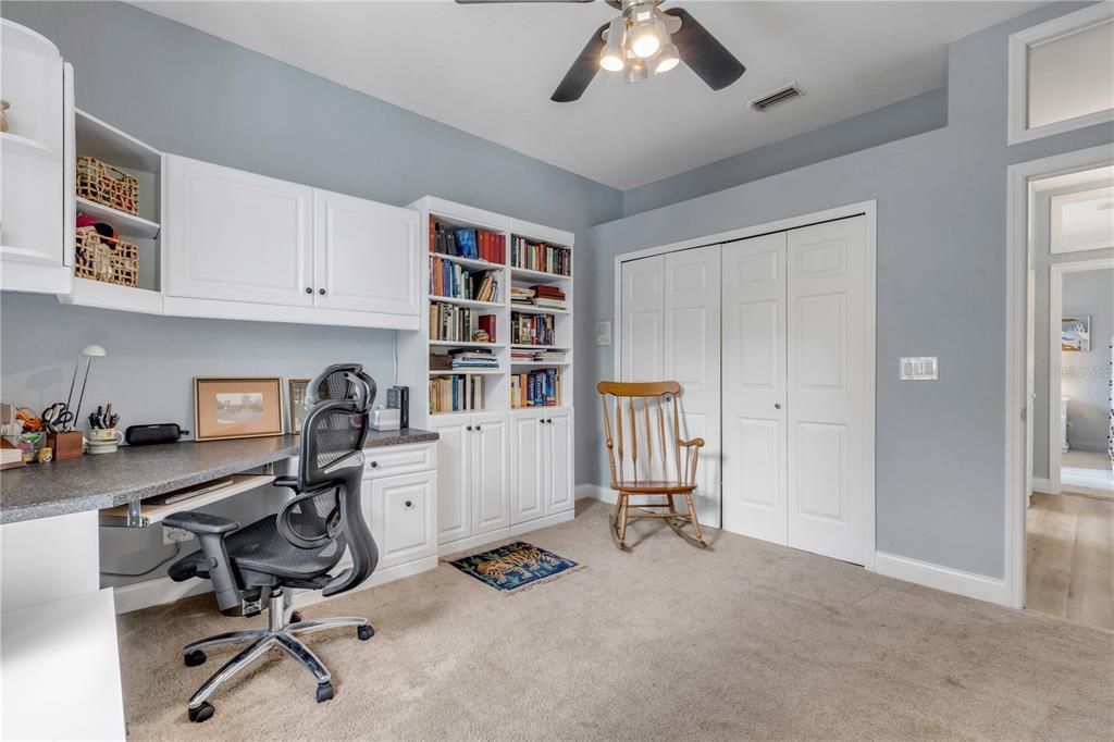 For Sale: $569,000 (3 beds, 3 baths, 2288 Square Feet)
