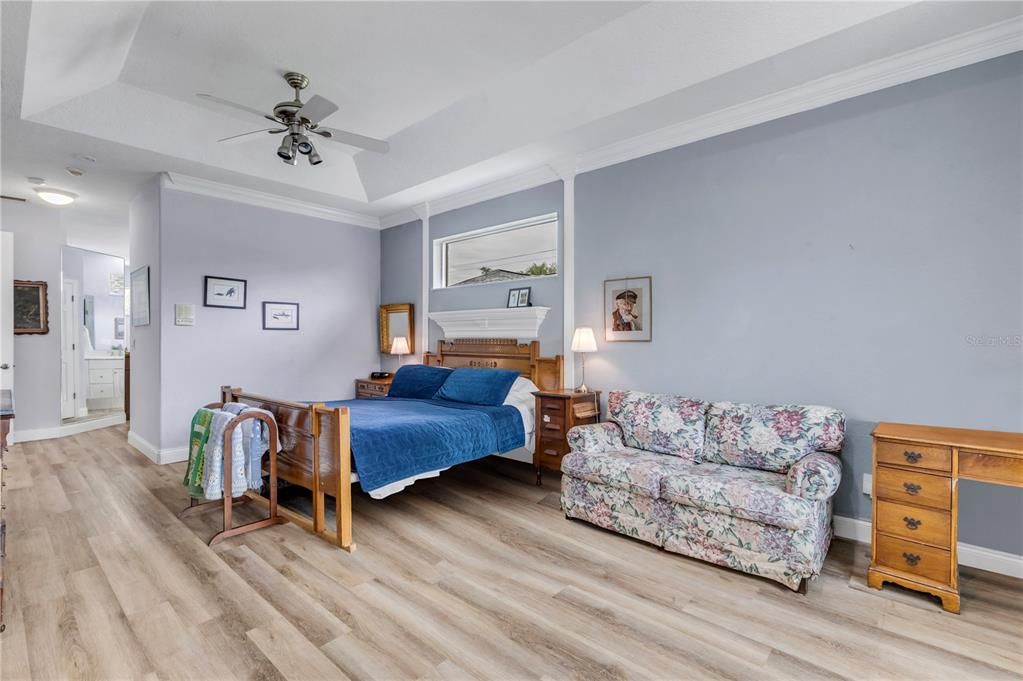 For Sale: $569,000 (3 beds, 3 baths, 2288 Square Feet)